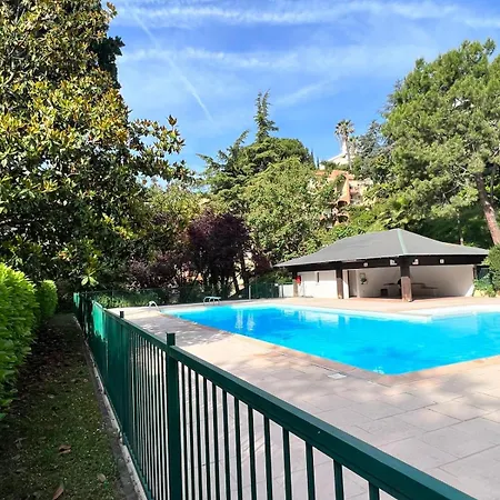 Avec Piscine à Appartement *