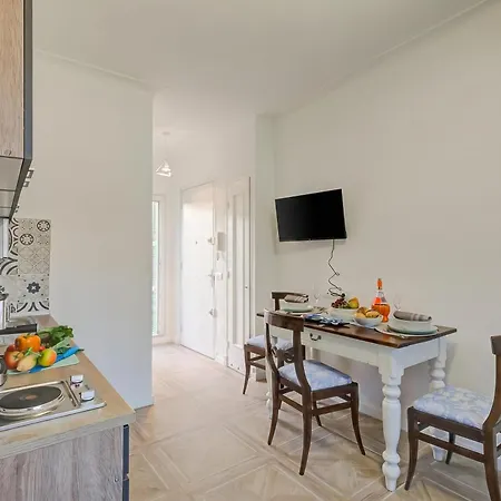 Paganini Center With Terrace - Happy Apartment