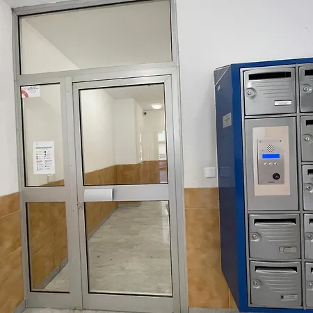 Apppartement Avec Terrasse - 2 à 4 Personnes