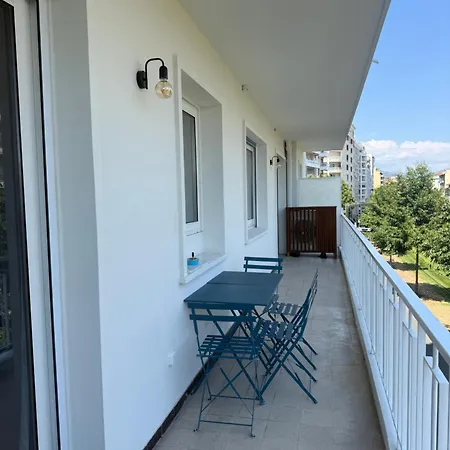 Moderne 3 Pièces Climatisé Avec Balcon, à 2 Min * Nice