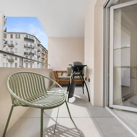 Avec Balcon-terrasse & Clim Apartment