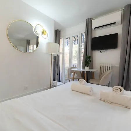 Cosy Nice