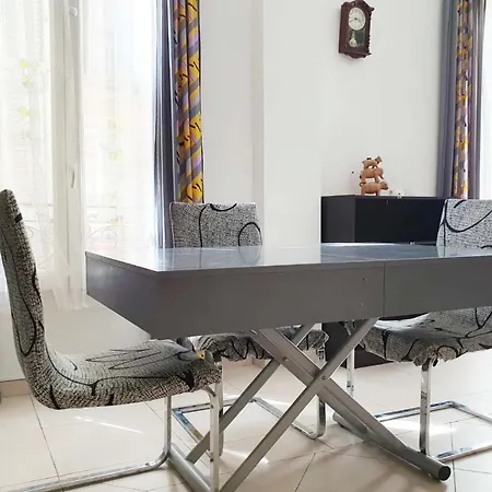 Apartment Super