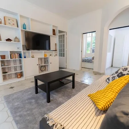 Apartment Magnifique Rez De Jardin Port Nice