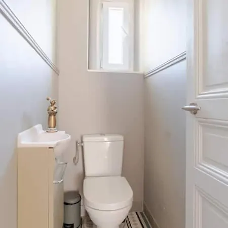 Apartment Rare 100m Gem In 5 Min To The Sea Nice