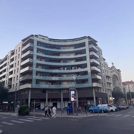 Gambetta Promenade Modern Near With Parking Appartement