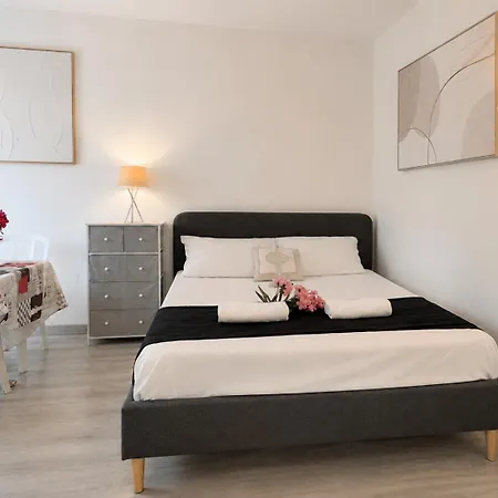 Seaside Place, Beach, Free Wi Fi, Parking * Nice