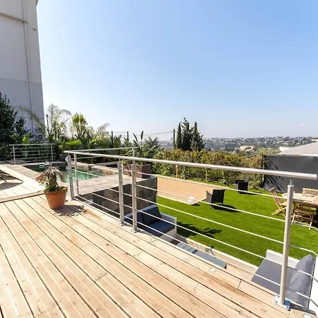 Magnifique Avec Piscine Et Jardin *