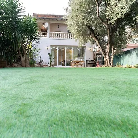 Magnifique Rez De Jardin Port *