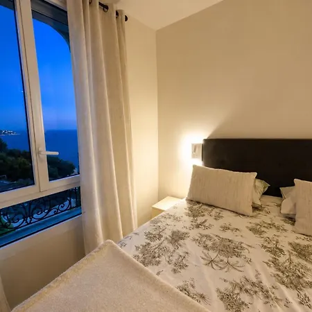 New - Sea View - Splendid