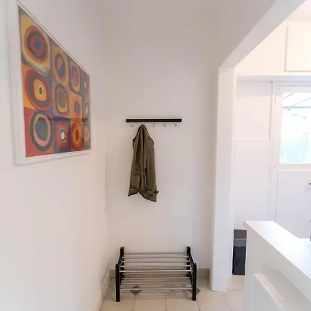 Apartment Magnifique Rez De Jardin Port