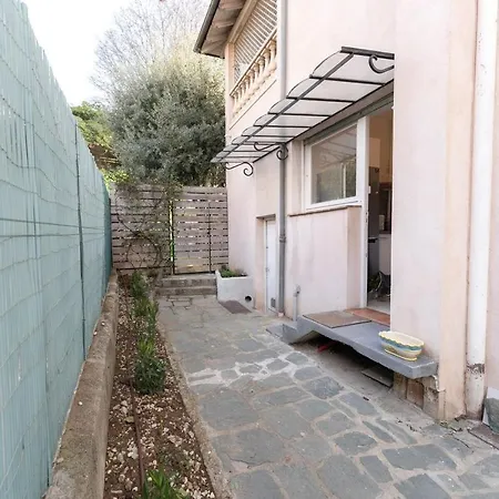 Magnifique Rez De Jardin Port *