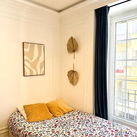 2 Pièces Avec Balcon * Nice