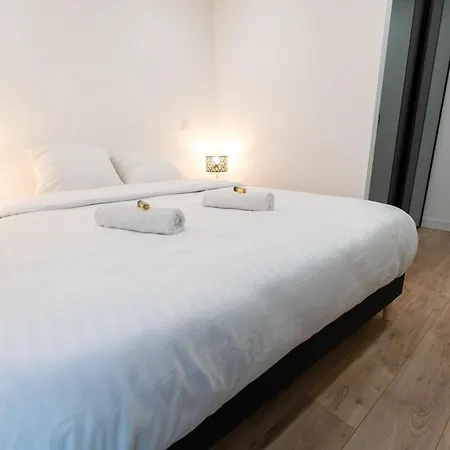 Apartment Magnifique Avec Piscine Et Jardin Nice