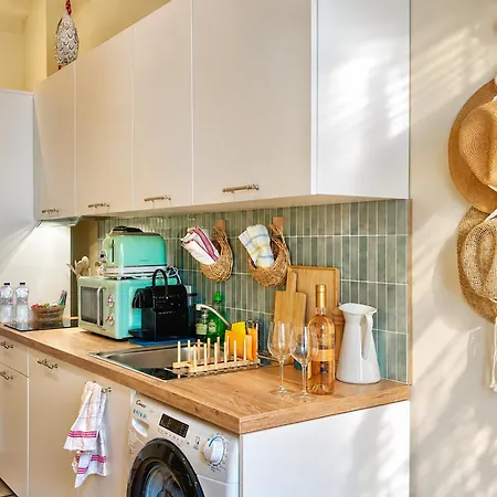 Le Petit - 4 Studios, 2 With Private Terrace - Centre * Nice