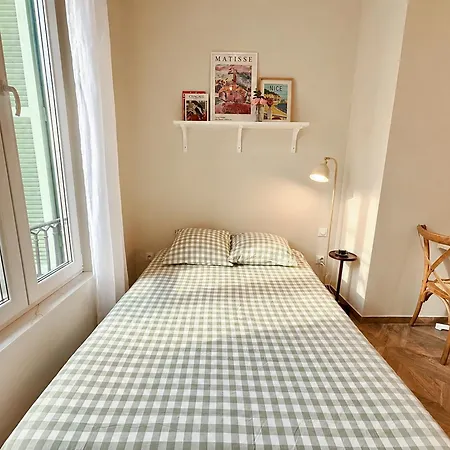Le Petit - 4 Studios, 2 With Private Terrace - Centre Apartment Nice