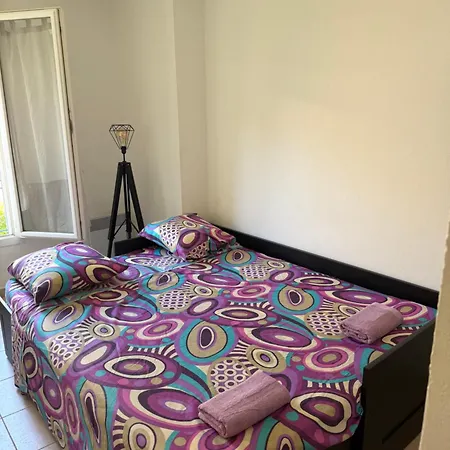 Happy Place Homestay Nice
