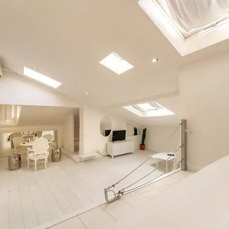 Bc Spacieux Et Atypique 3p, Vieille-ville Apartment *