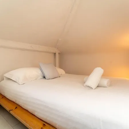 Bc Spacieux Et Atypique 3p, Vieille-ville Apartment *