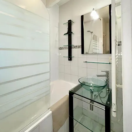 Apartment Seabnb - Little Palm - Seaside - 1 Min Walk To & Tram *