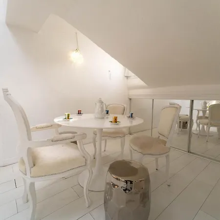 Apartment Bc Spacieux Et Atypique 3p, Vieille-ville *