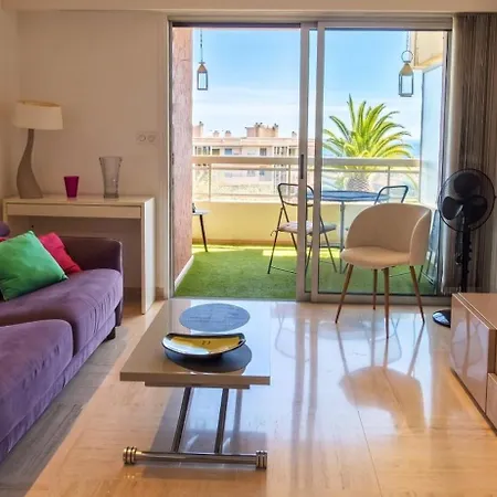 Casa-martine Vue Sur Et Parking Prive Apartment