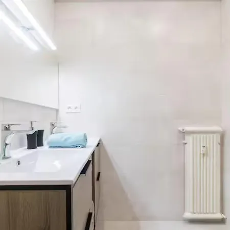 Beautiful 2 Bedrooms Close To The Sea *