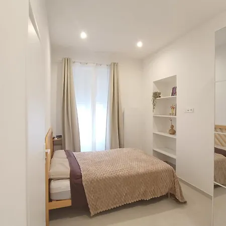 Modern And Unforgettable In The Heart Of Apartment Nice