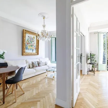 Apartment Apparemment Au Centre De