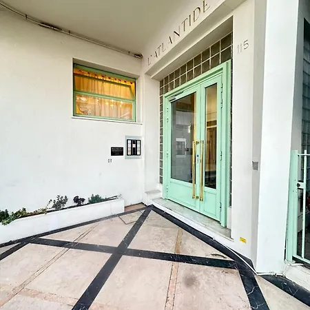 Apartment Garden House On The Promenade - Sea View Nice