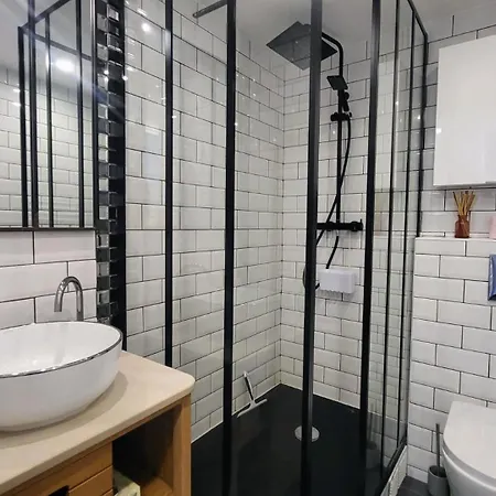Wehost Clemenceau Sunny Palace 4 Pers 1 Bedroom