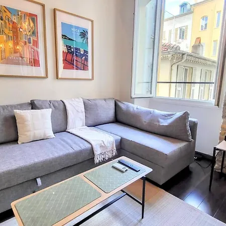 Wehost Clemenceau Sunny Palace 4 Pers 1 Bedroom Apartment