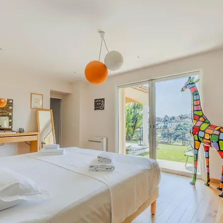 Bellet - De Charme, 4 Chambres, Plancha & Piscine Apartment