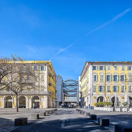 Chic Industrial Loft Quiet Garibaldi Ac Balcony Apartment Nice