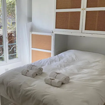 A 14 Min De La Promenade Des A Pieds Homestay