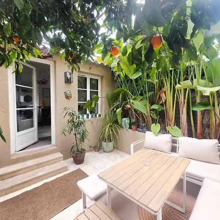 Maisonnette De Charme Independante Dans Propriete Prive & Jardin A Cimiez Guest house