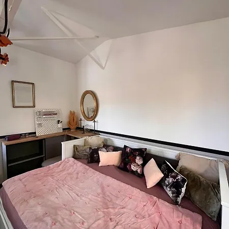 Guest house Maisonnette De Charme Independante Dans Propriete Prive & Jardin A Cimiez *