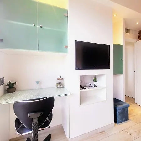 Holiday home 3 Bedrooms With Private Garden And Pool *