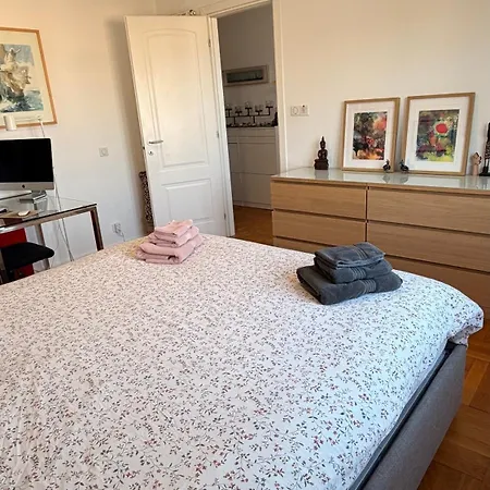 With Amazing View In A Perfect Location Villa *