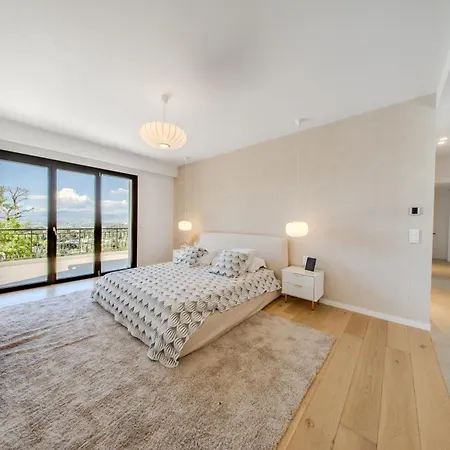 Panoramic-view Villa, 5 En-suites, Pool, Sleeps 10 Villa