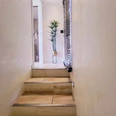 3 Bedrooms With Private Garden And Pool *