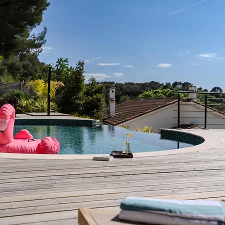 Panoramic-view Villa, 5 En-suites, Pool, Sleeps 10 Villa