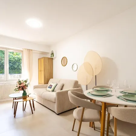 Apartment With 1 Bedroom, Gambetta, Russian Church