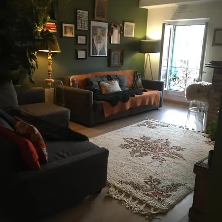 Hannah 1 * Nice