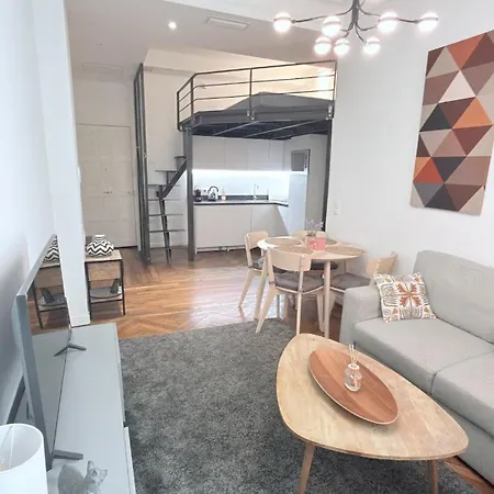 Beautiful And Comfortable Vieux Apartment Nice