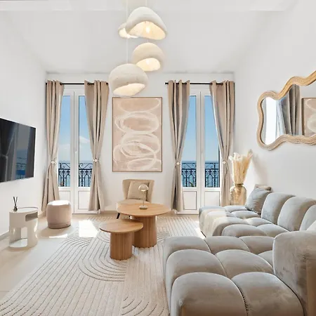 Renting - Promenade - Luxury Loft Sea View Balcony Floor Apartment *