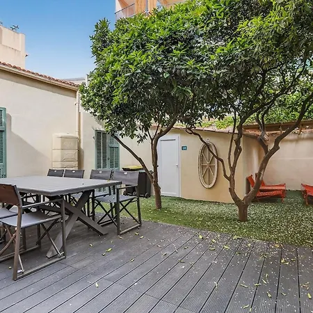 Magnifique Maison Avec Parking A 50m De La