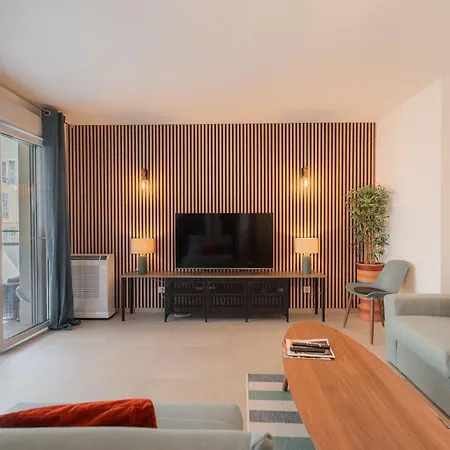 Magnifique 2br - Port Apartment