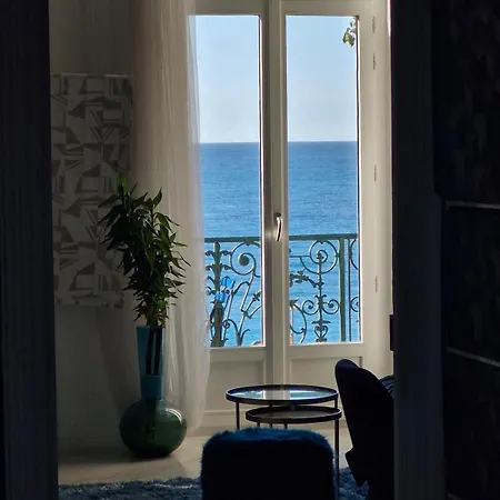 Apartment Gloria Golden Blue *