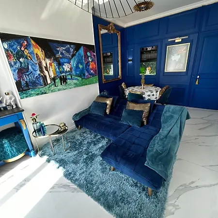 Gloria Golden Blue Nice